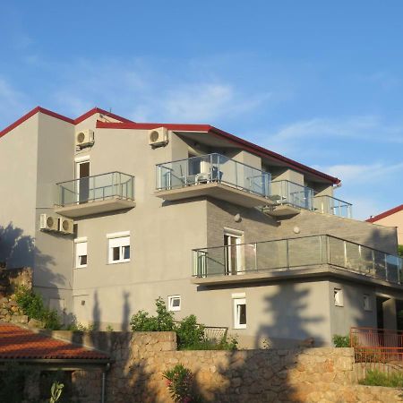 فندق Vila Velvet ستاريغغاد باكلينتسا المظهر الخارجي الصورة