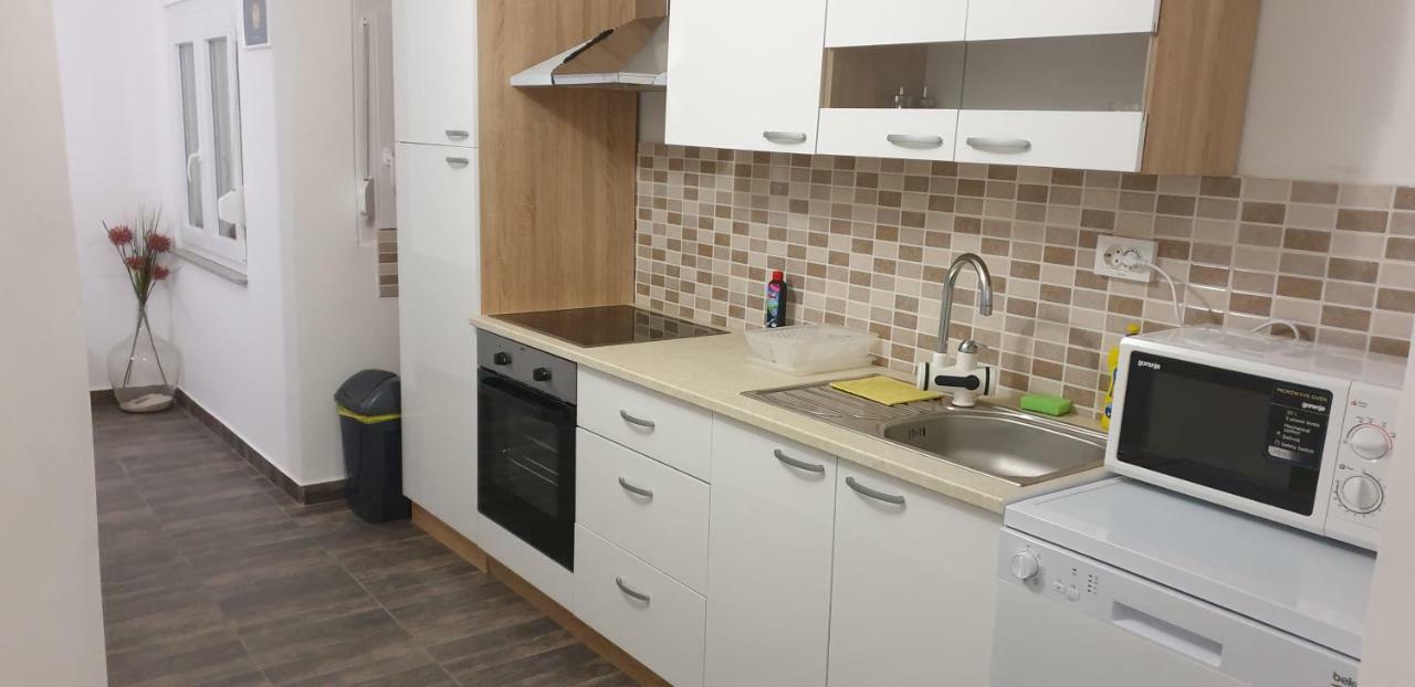 فندق Vila Velvet ستاريغغاد باكلينتسا المظهر الخارجي الصورة